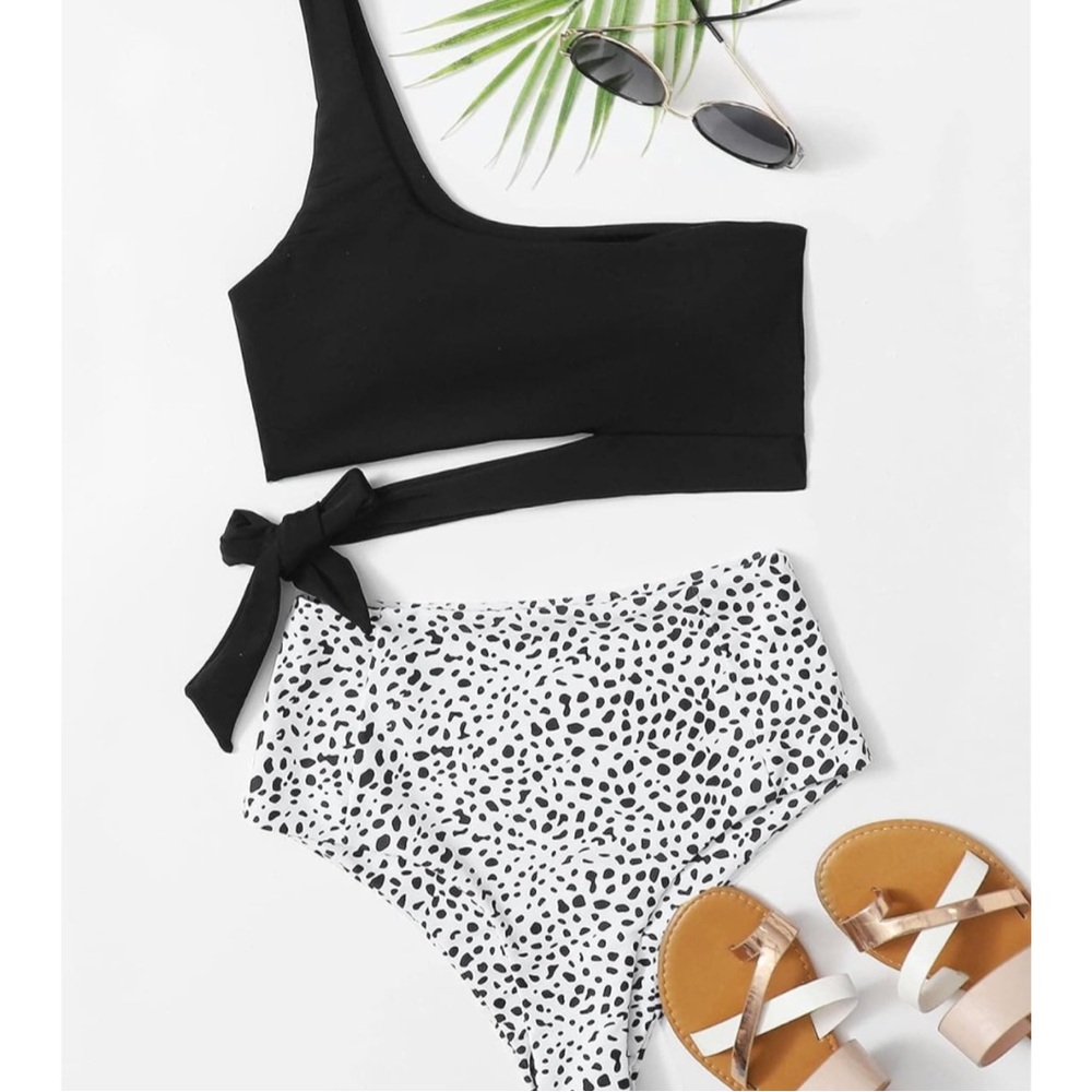 NWOT 2pc One-Shoulder Bikini Swimsuit